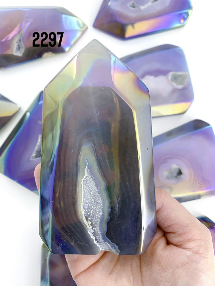 Aura Agate Towers - Uncommon Rocks