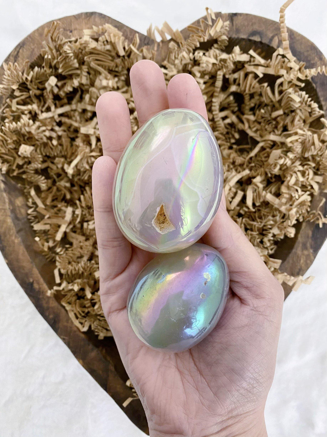 Aura Dendritic Eggs - Uncommon Rocks