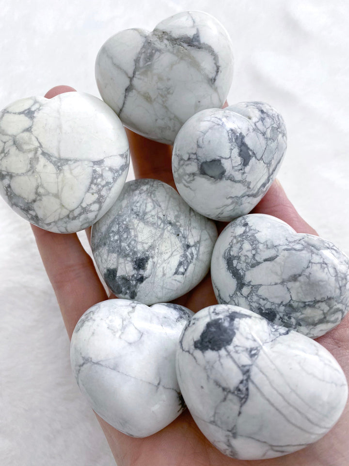 Howlite Puffy Hearts