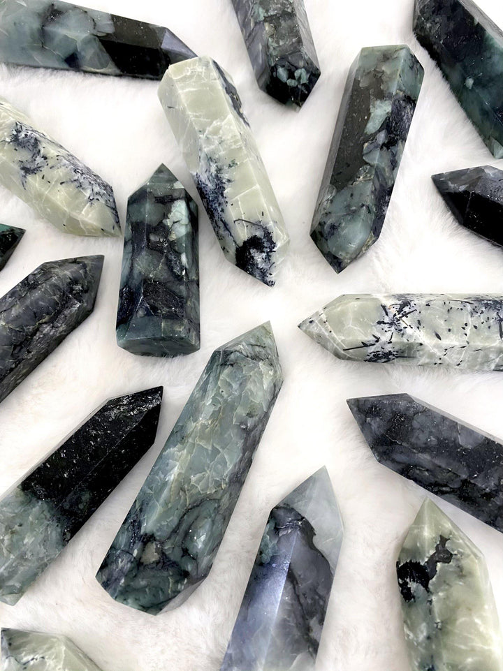 Emerald Stone Towers - Uncommon Rocks