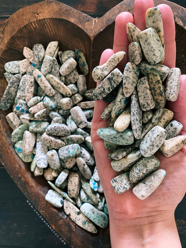 K2 Stone Tumbled Crystal Chips