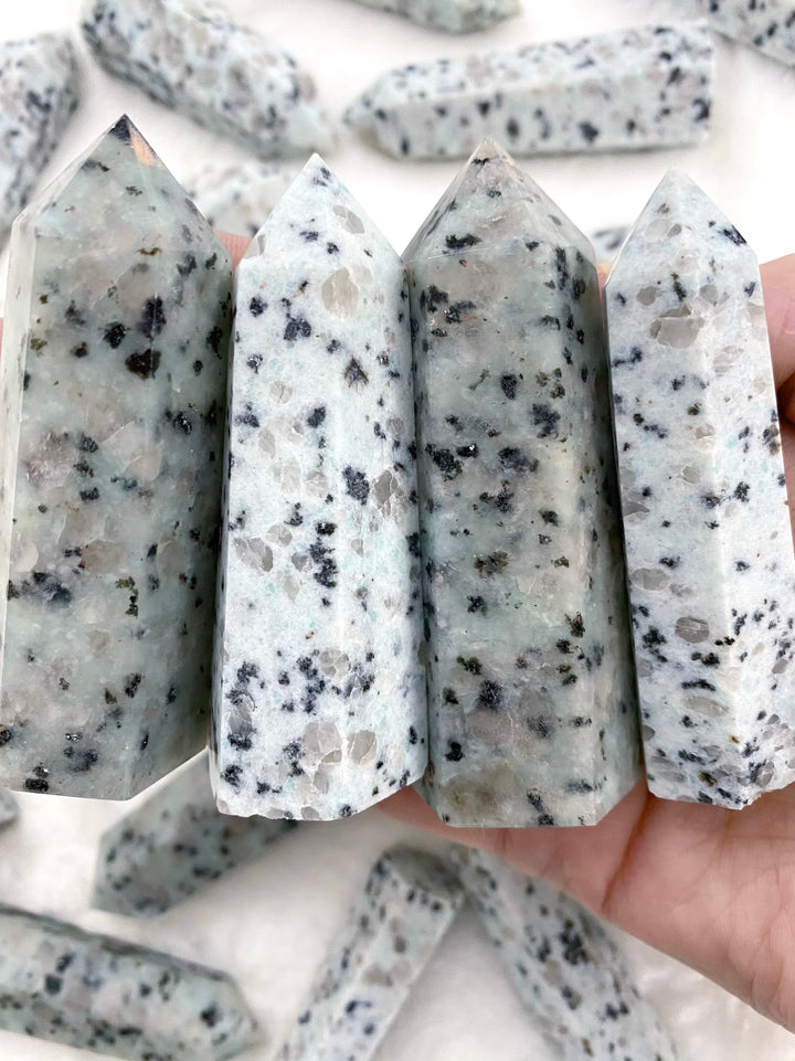 Kiwi Jasper Towers