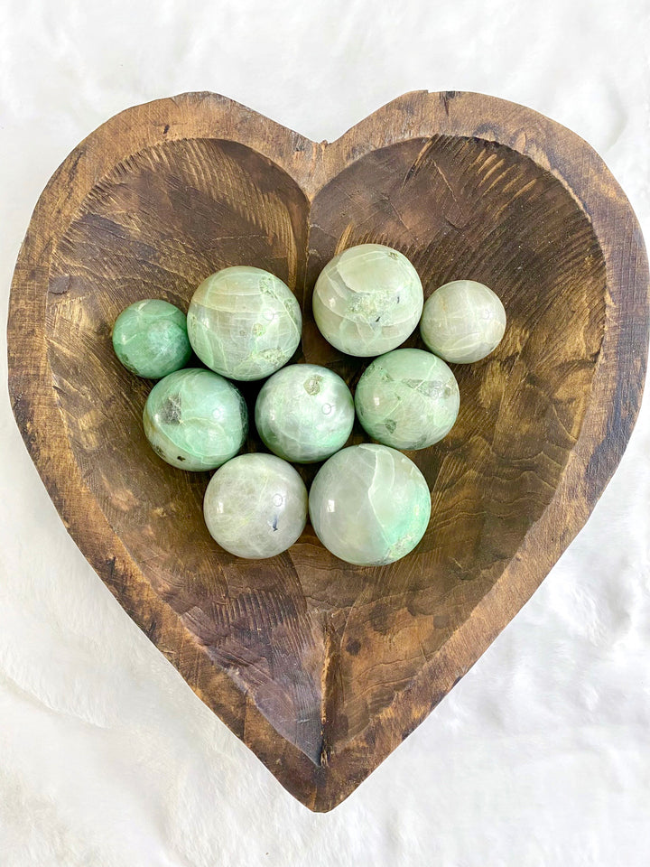 Garnierite Spheres