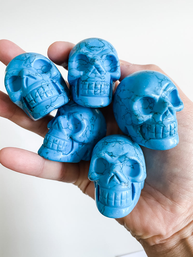 Howlite Blue Skulls